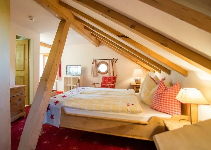 Hotel Sonne Fex Alpine Hideaway