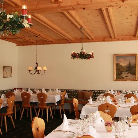 Sonne Fex Alpine Hideaway